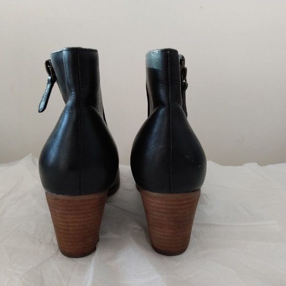 Crown Vintage Leather Bootie - Picture 5 of 13